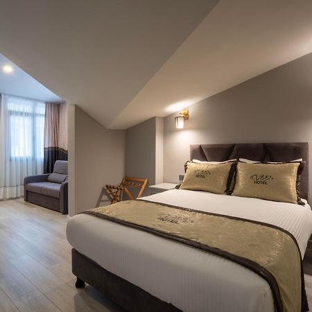 Rubby Hotel Kadikoey Истанбул Екстериор снимка