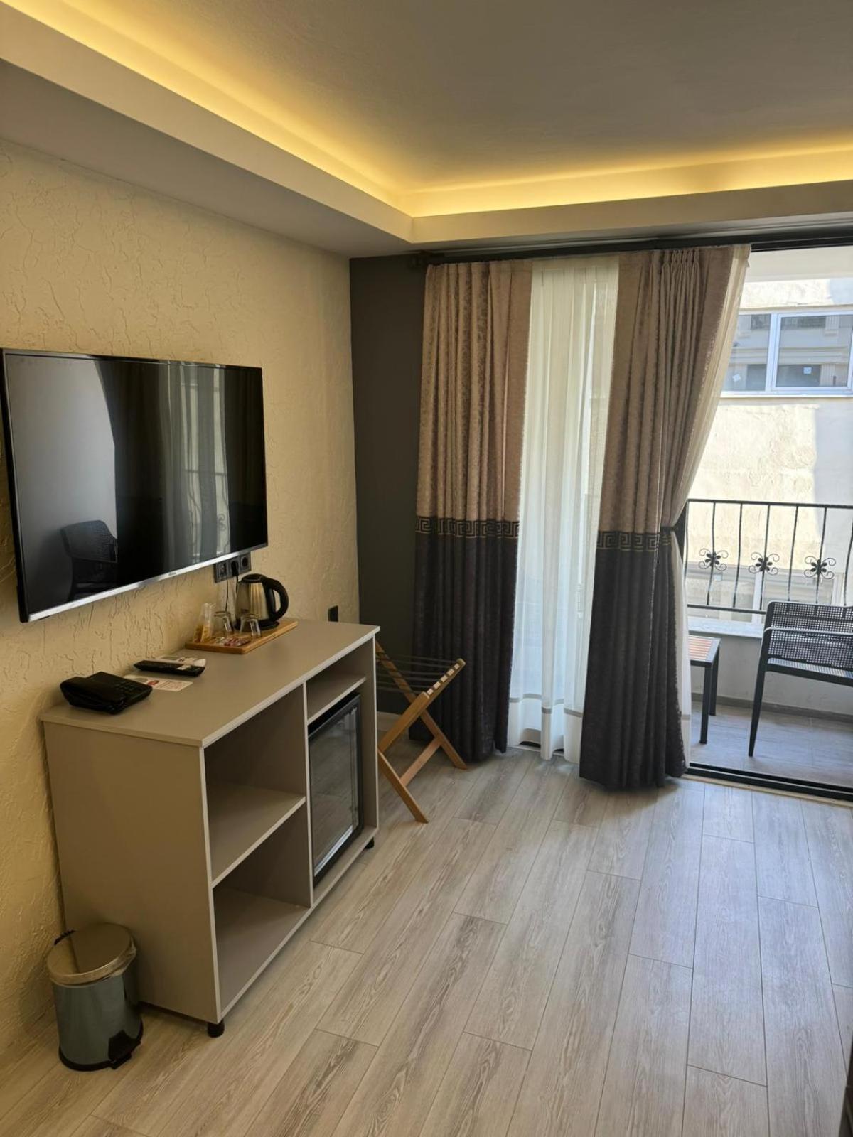 Rubby Hotel Kadikoey Истанбул Екстериор снимка